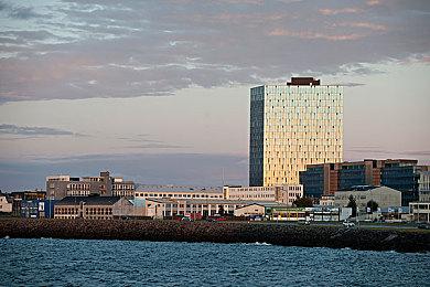 《星际拓荒》登陆Switch发售 太空探索互动冒险